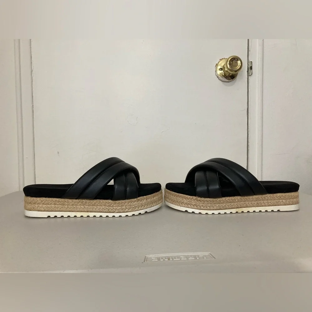 Olivia Miller Women's Black Faux Leather River Platform Slides Sandals